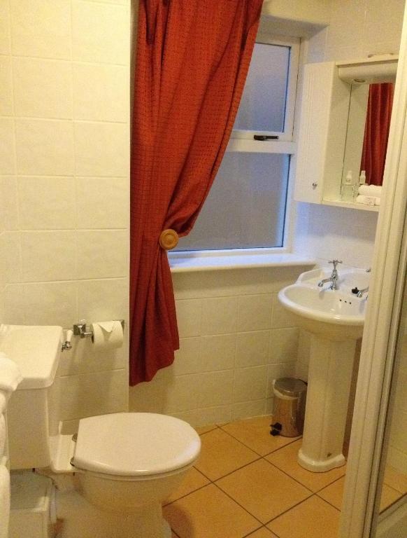 Virginia'S Guesthouse Kenmare Phòng bức ảnh